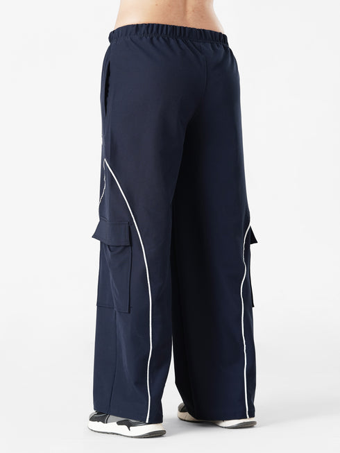 recalibrate oversize active pair in white-navy
